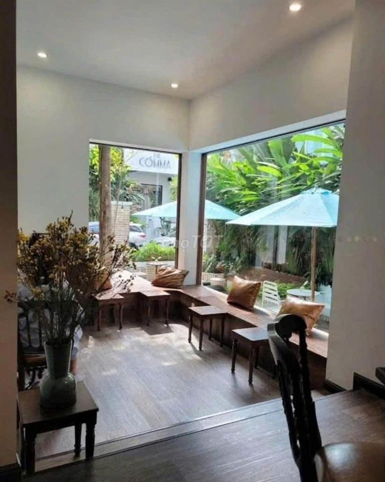 Cho thuê mặt tiền Phan Xích Long