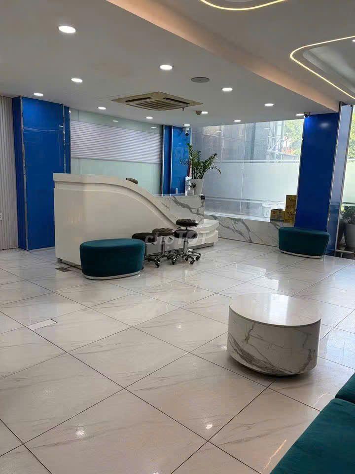 Cho thuê mặt tiền Quận 1