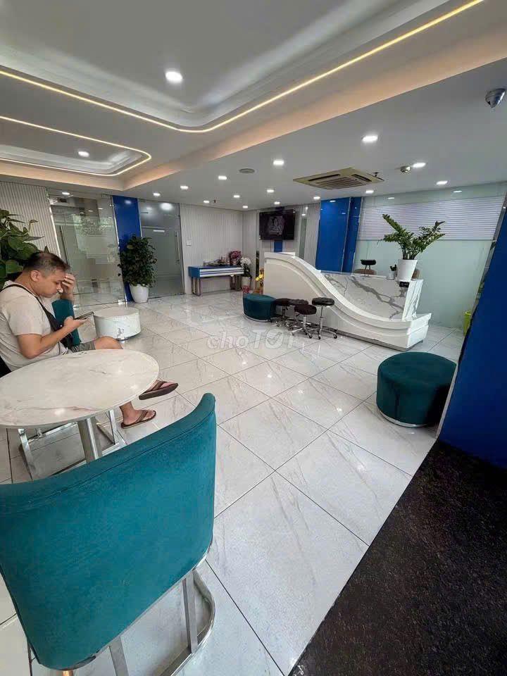 Cho thuê mặt tiền Quận 1