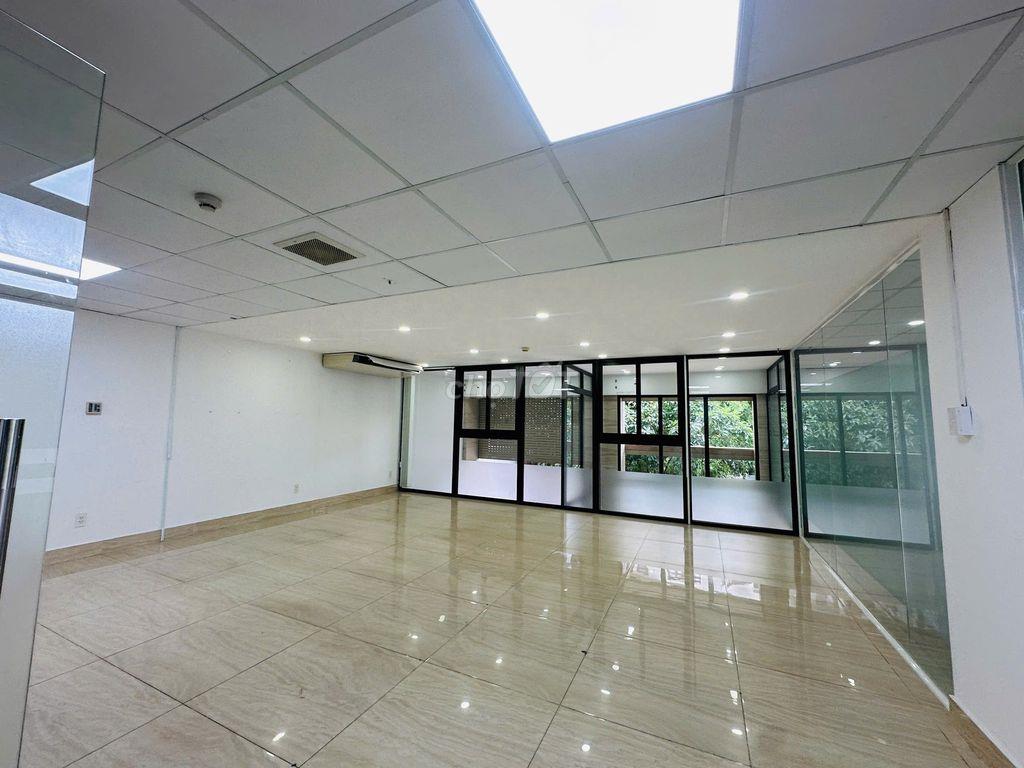 CHO THUÊ NHÀ MẶT TIỀN PHẠM NGỌC THẠCH, QUẬN 3 GẦN HỒ CON RÙA