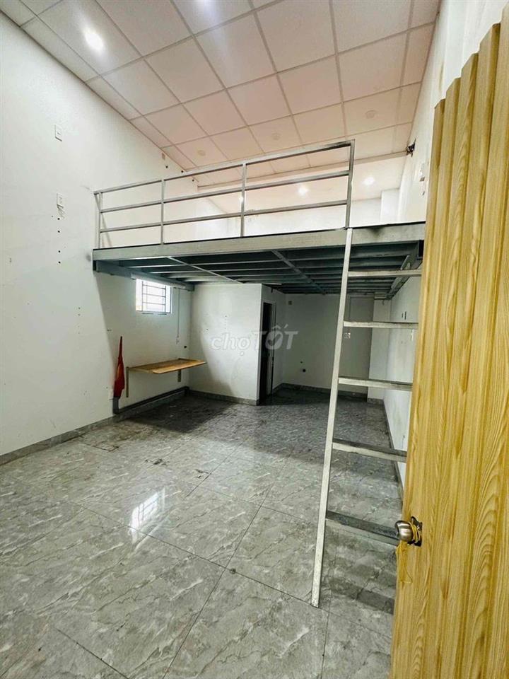 CHO THUÊ NHÀ MẶT TIỀN PHAN VĂN TRỊ P12 BÌNH THẠNH GẦN BÙI ĐÌNH TÚY