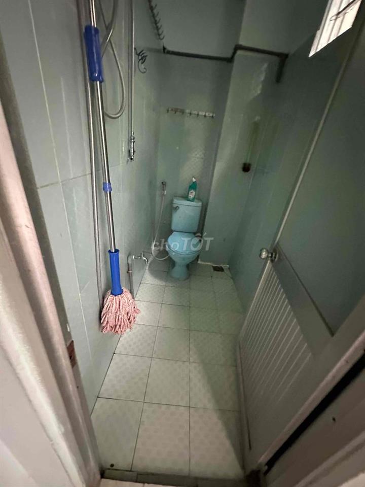 CHO THUÊ NHÀ HẺM DƯƠNG QUẢNG HÀM GV GẦN NGAY ĐH VĂN LANG