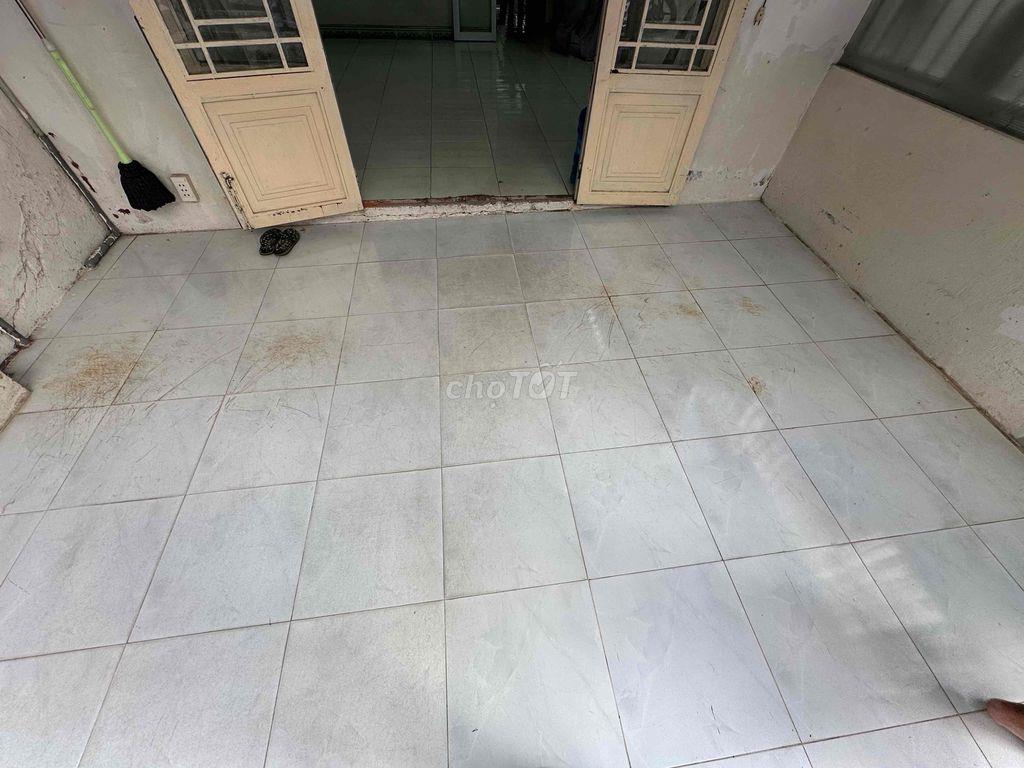 CHO THUÊ NHÀ HẺM DƯƠNG QUẢNG HÀM GV GẦN NGAY ĐH VĂN LANG