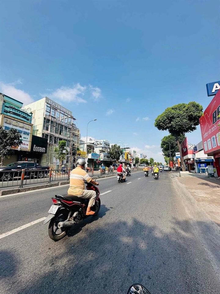 CHO THUÊ NHÀ MẶT TIỀN QUANG TRUNG P10 GÒ VẤP GẦN VINCOM