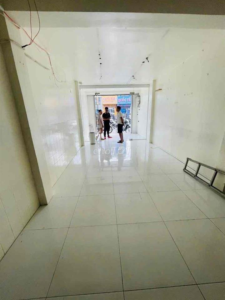 CHO THUÊ NHÀ MẶT TIỀN QUANG TRUNG P10 GÒ VẤP NGAY NGÃ TƯ THỐNG NHẤT