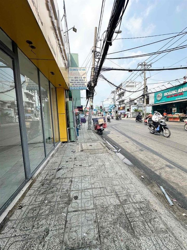 CHO THUÊ NHÀ MẶT TIỀN LÊ QUANG ĐỊNH P1 GV SÁT BÊN BÌNH THẠNH