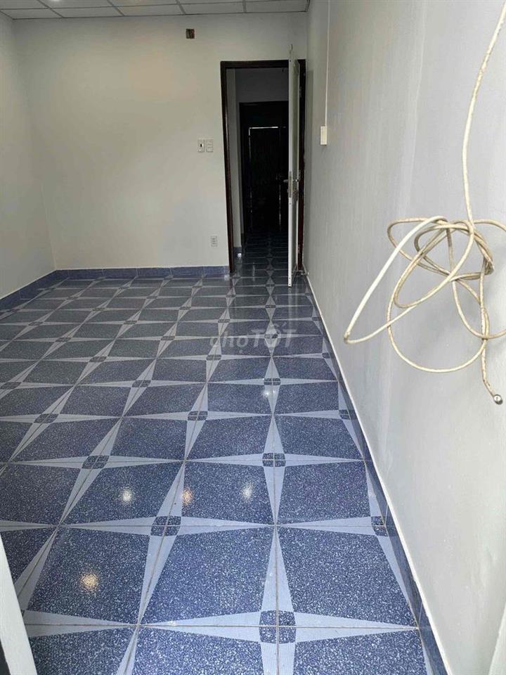 CHO THUÊ NHÀ MẶT TIỀN QUANG TRUNG 4PN P10 GÒ VẤP GẦN  VINCOM