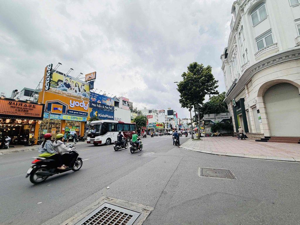 CHO THUÊ NHÀ MẶT TIỀN NGAY EMART PHAN VĂN TRỊ GÒ VẤP CITYLAND