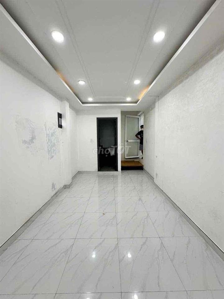 CHO THUÊ NHÀ MẶT TIỀN ĐƯỜNG SỐ 4 P7 GÒ VẤP NGAY DƯƠNG QUẢNG HÀM VÔ