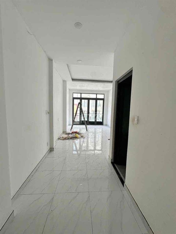 CHO THUÊ NHÀ MẶT TIỀN ĐƯỜNG SỐ 4 P7 GÒ VẤP NGAY DƯƠNG QUẢNG HÀM VÔ