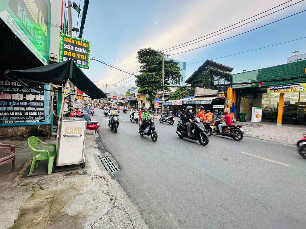 CHO THUÊ NHÀ 2 MẶT TIỀN  PHẠM VĂN CHIÊU NGAY NGÃ TƯ LÊ VĂN THỌ