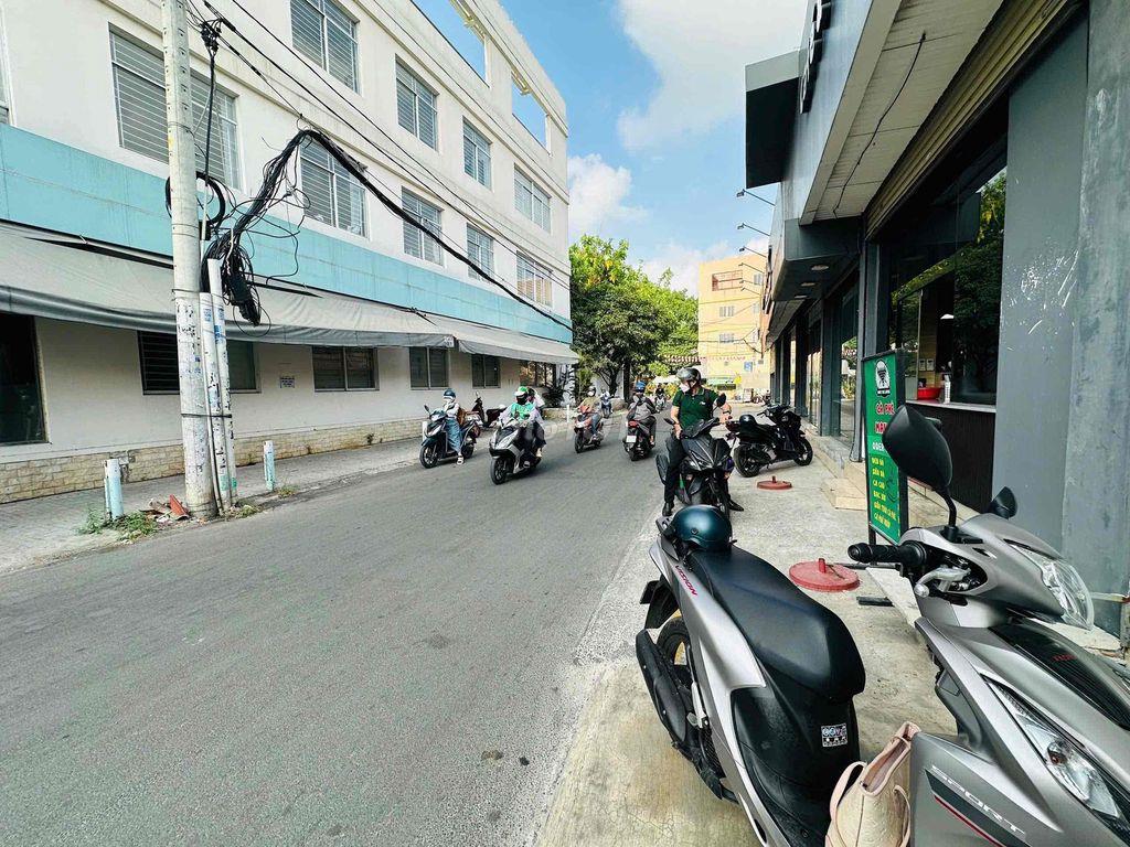 CHO THUÊ NHÀ GÓC 2MT P17 GÒ VẤP NGAY NGUYỄN OANH LÊ ĐỨC THỌ