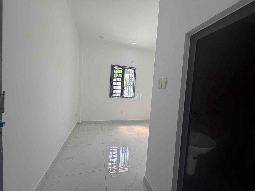 NHÀ MẶT TIỀN NGUYỄN OANH GÒ VẤP GẦN NGAY NGÃ TƯ LÊ ĐỨC THỌ