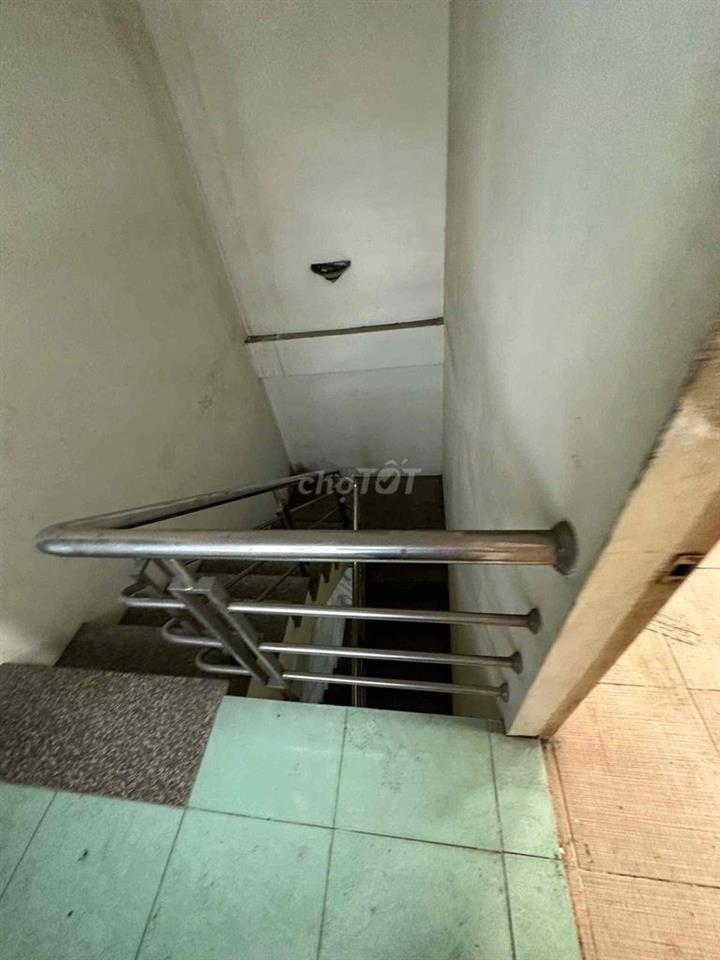 CHO THUÊ NHÀ MẶT TIỀN PHẠM VĂN CHIÊU GÒ VẤP ĐỐI DIỆN NGAY CHỢ THẠCH ĐÀ