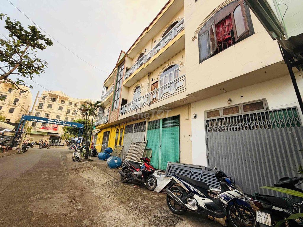 CHO THUÊ NHÀ GÓC 2MT NGUYỄN VĂN LƯỢNG GÒ VẤP ĐỐI DIỆN CITYLAND GẦN LO