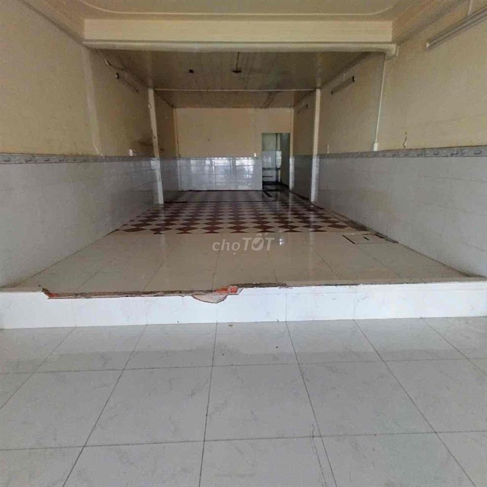 CHO THUÊ NHÀ MẶT TIỀN NGUYỄN OANH NGAY NGÃ TƯ NGUYỄN VĂN LƯỢNG