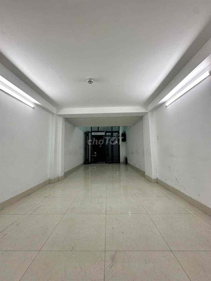 CHO THUÊ NHÀ MẶT TIỀN ĐƯỜNG P5 NGAY ĐHCN4 CHỢ GÒ VẤP VÔ