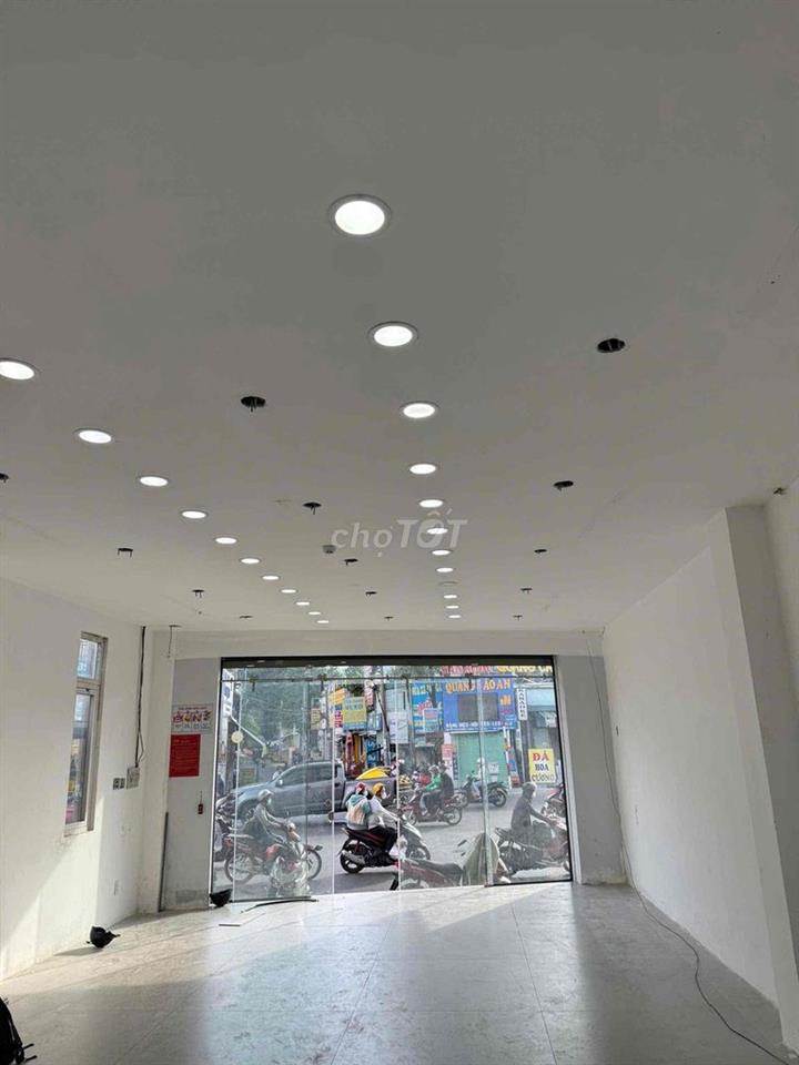 CHO THUÊ MẶT TIỀN PHAN VĂN TRỊ SÁT EMART NHÀ HÀNG VƯỜN CAU