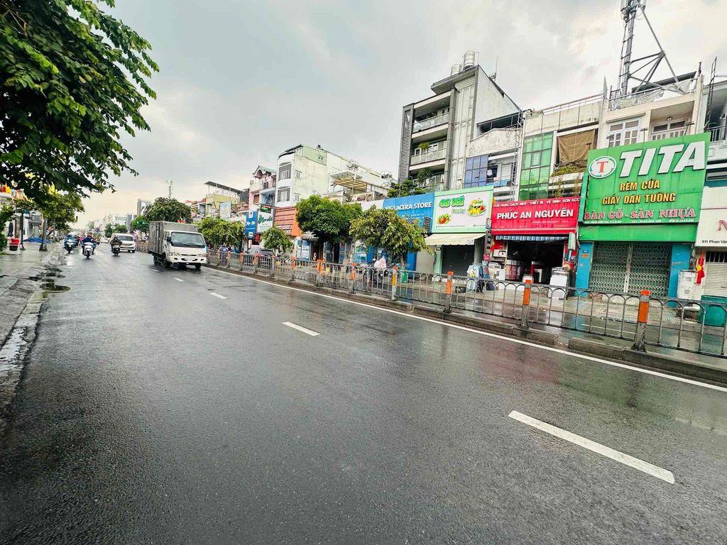CHO THUÊ NHÀ MẶT BẰNG MẶT TIỀN PHAN VĂN TRỊ P10 GÒ VẤP GẦN CITYLAND