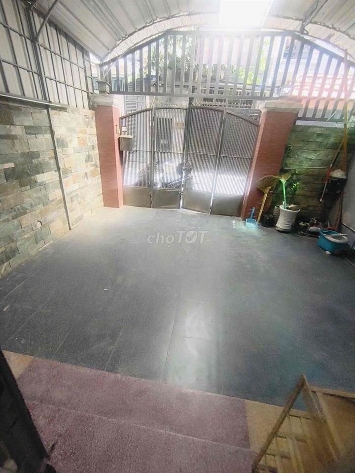 CHO THUÊ NHÀ HẺM XE HƠI NGUYỄN KIỆM P3 GÒ VẤP GẦN BV 175