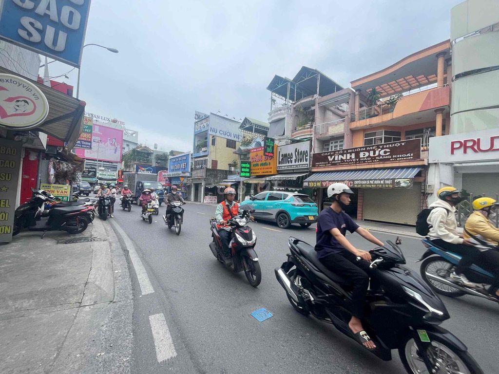 CHO THUÊ NHÀ MẶT TIỀN THỐNG NHẤT NGAY NGÃ TƯ QUANG TRUNG