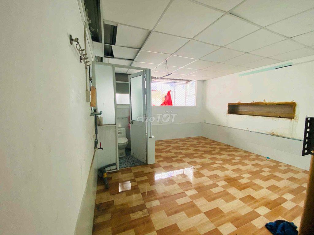 CHO THUÊ NHÀ MẶT TIỀN PHẠM VĂN CHIÊU NGAY CHỢ THẠCH ĐÀ