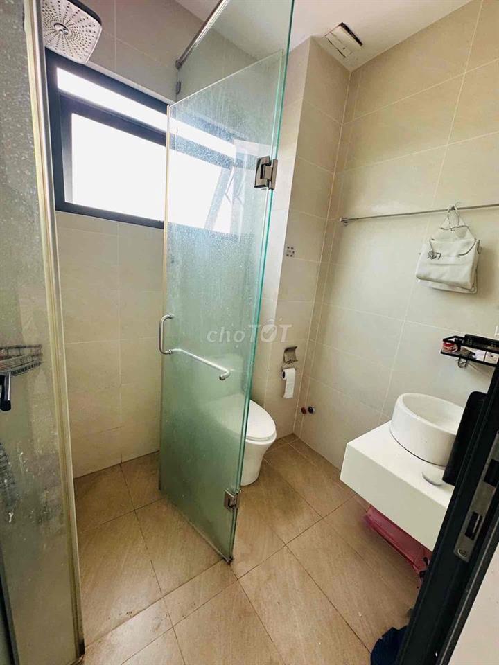 PHÒNG bancol máy lạnh ngay Quang Trung đường Nguyễn văn khối vô