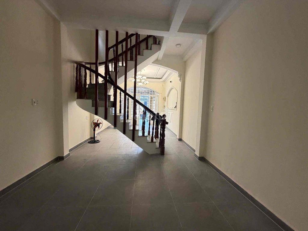 CHO THUÊ NHÀ HẺM XE HƠI ĐƯỜNG SỐ 1 P16 CŨ NGAY THỐNG NHẤT LVT