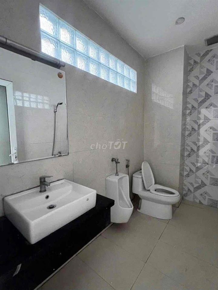 CHO THUÊ NHÀ MẶT TIỀN CITYLAND PHAN VĂN TRỊ P10