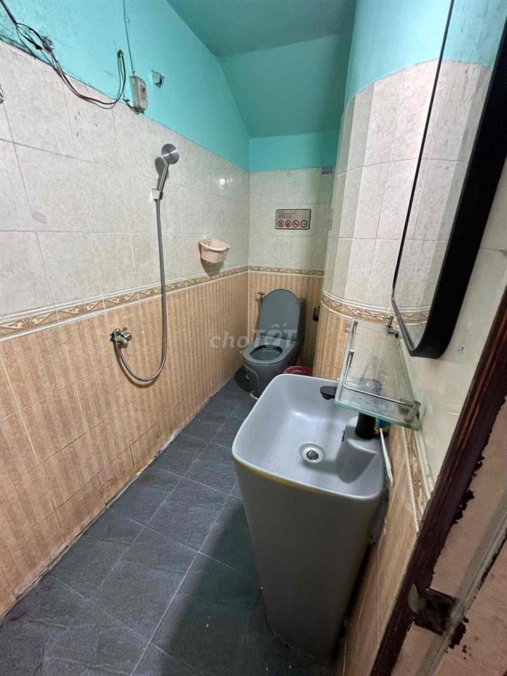 CHO THUÊ MB MẶT TIỀN NGUYỄN THÁI SƠN NGANG 7M GẦN CHỢ GV ĐHCN4