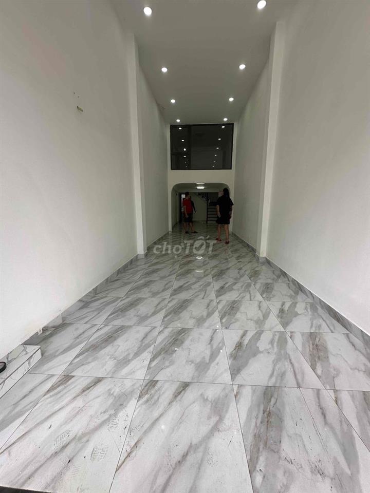 CHO THUÊ NHÀ MẶT TIỀN QUANG TRUNG P10 GV GẦN NGAY VINCOM