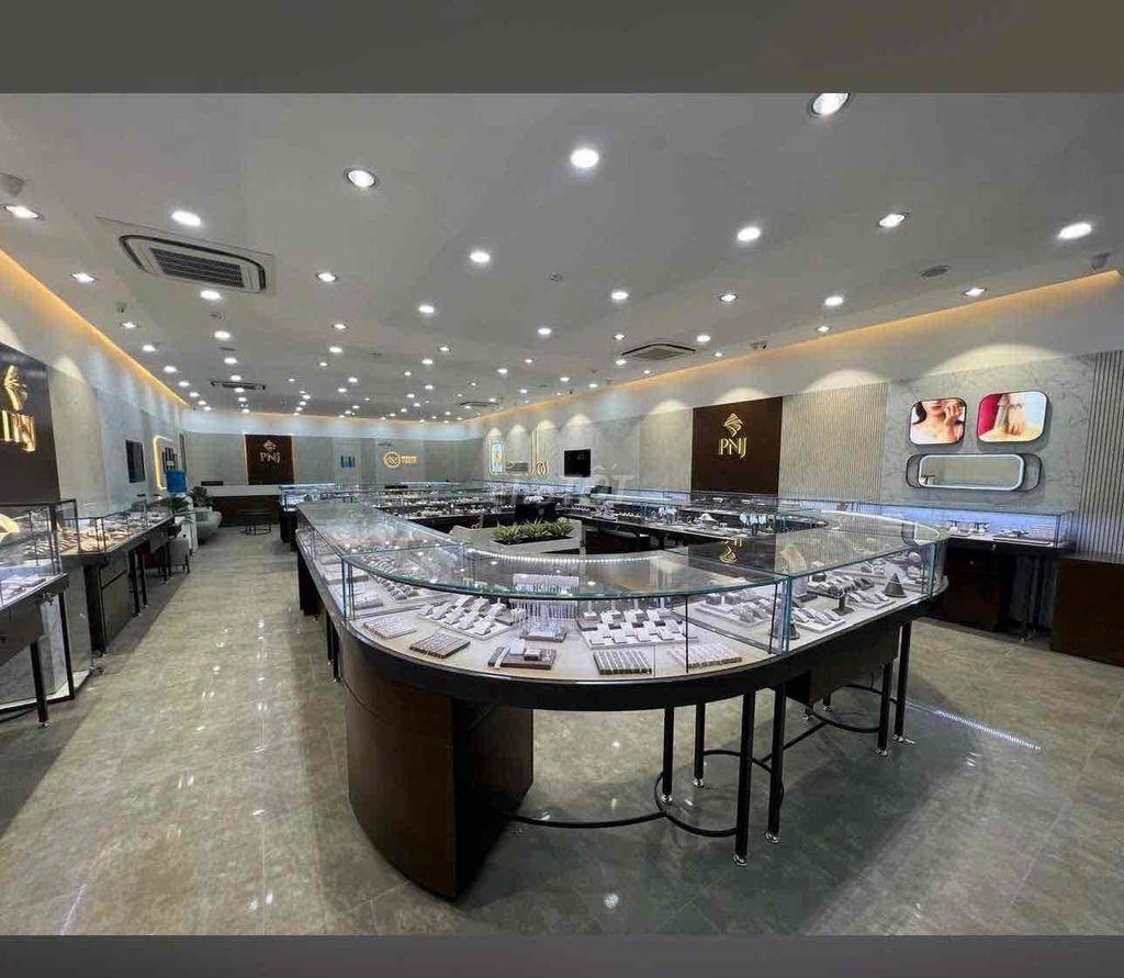 CHO THUÊ NHÀ MẶT TIỀN  TÂN THẠNH TÂY CỦ CHI NGANG 8M
