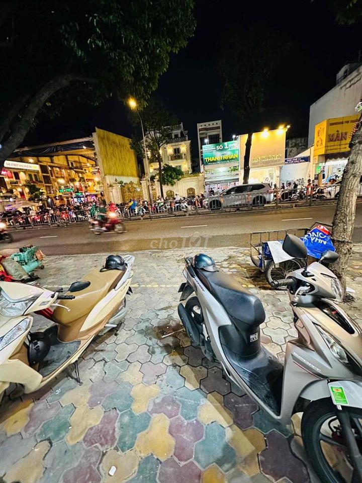 CHO THUÊ NHÀ MẶT TIỀN QUANG TRUNG P10 GV NGAY NGÃ 5