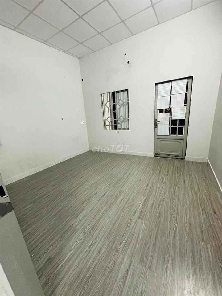 CHO THUÊ NHÀ MẶT TIỀN QUANG TRUNG P10 GV NGAY NGÃ 5