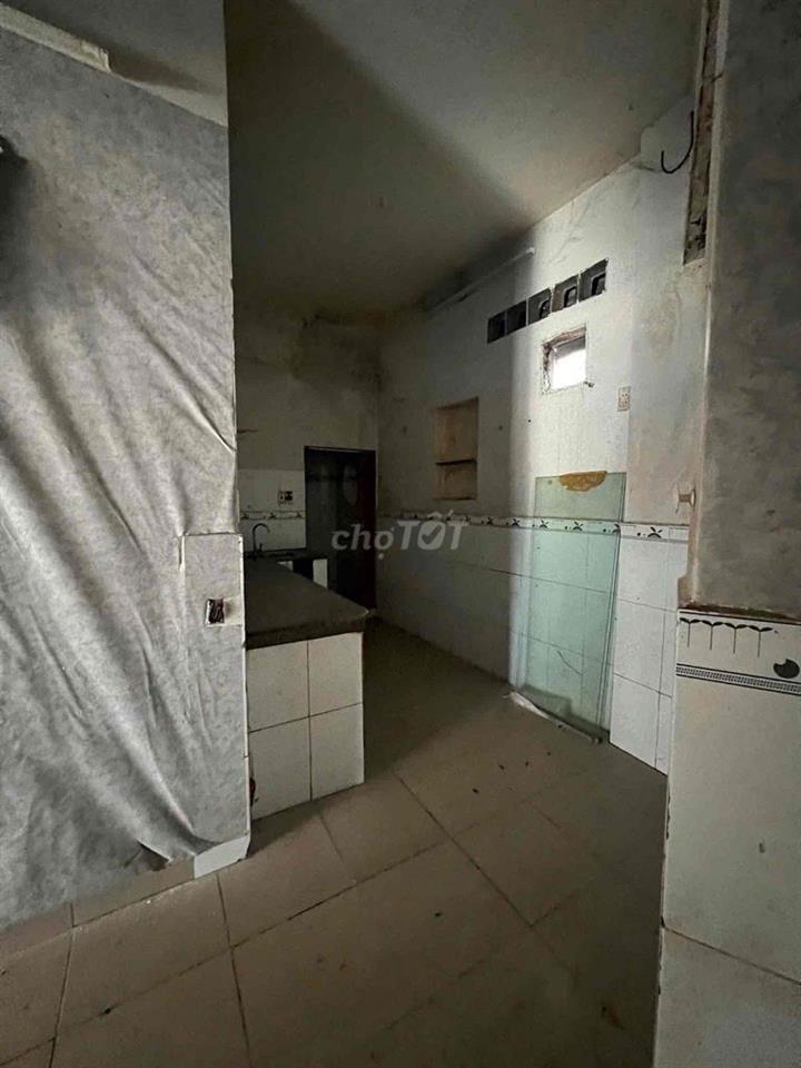 NHÀ MẶT TIỀN QUANG TRUNG P10 GV