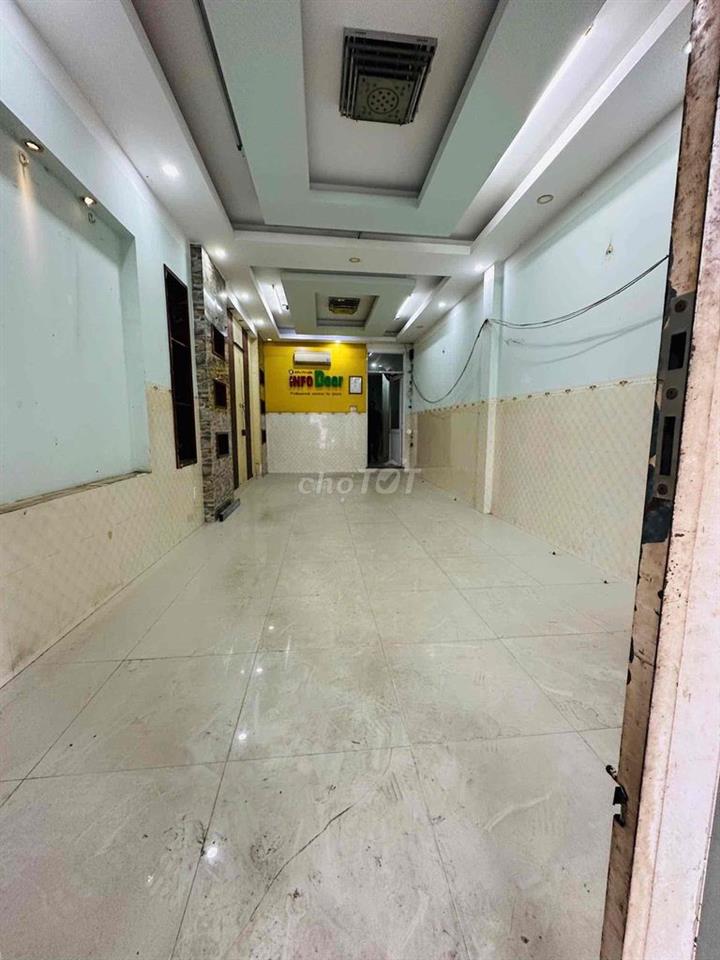 CHO THUÊ MB MẶT TIỀN PHẠM VĂN CHIÊU GV GẦN THỐNG NHẤT