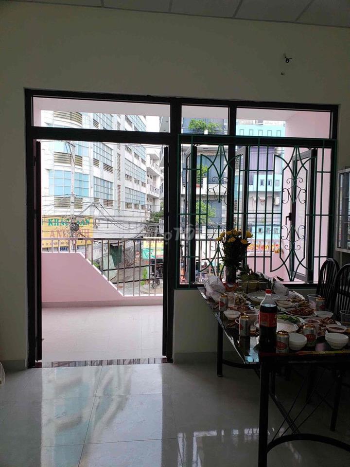 CHO THUÊ NHÀ MẶT TIỀN PHẠM VĂN BẠCH KHU ĂN UỐNG