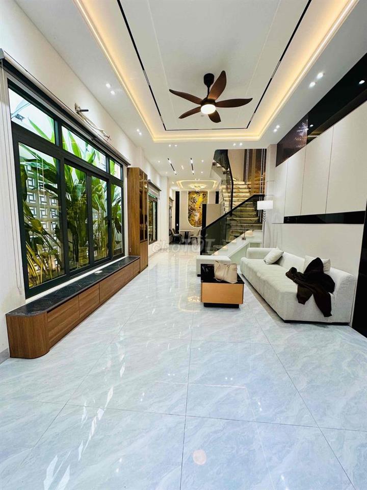 CHO THUÊ NHÀ GÓC 2MT HẺM GẦN PHAN VĂN TRỊ VINCOM VỊ TRÍ TRUNG TÂM