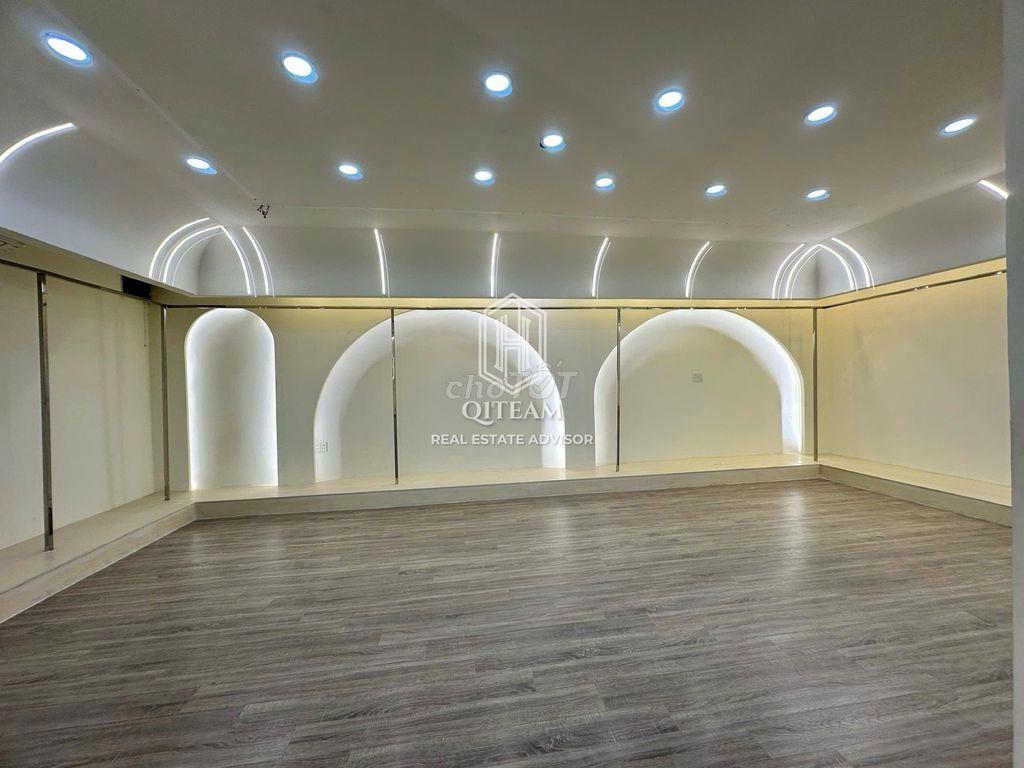 MẶT TIỀN HỒ VĂN HUÊ , PHÚ NHUẬN - 10x10m - 4 TẦNG - 45 TRIỆU