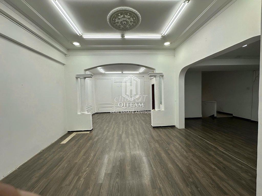 MẶT TIỀN HỒ VĂN HUÊ , PHÚ NHUẬN - 10x10m - 4 TẦNG - 45 TRIỆU