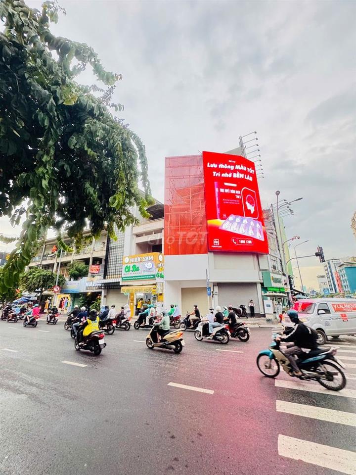 MẶT TIỀN ĐINH TIÊN HOÀNG , QUẬN 1 - 4x20m - 5 TẦNG - GIÁ 45 TRIỆU