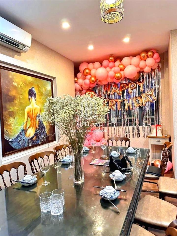 MẶT TIỀN PHẠM VIẾT CHÁNH QUẬN 1 ~ 5x18m, NỞ HẬU 6m - 4 TẦNG ĐẸP