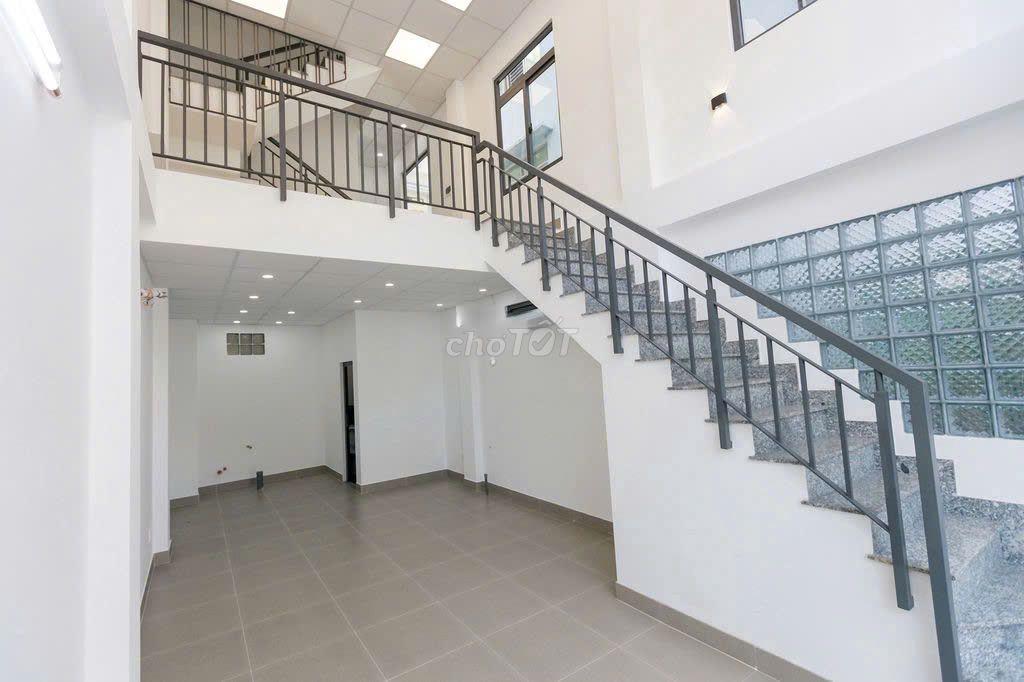 MẶT TIỀN HUỲNH TỊNH CỦA, QUẬN 3 - 4,5x18m - 5 TẦNG - GIÁ 60 TRIỆU