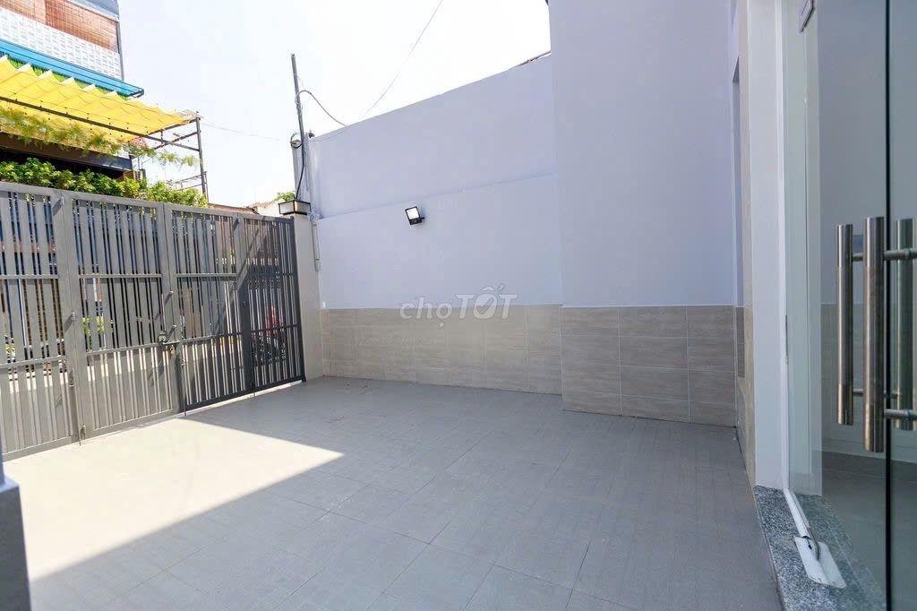 MẶT TIỀN HUỲNH TỊNH CỦA, QUẬN 3 - 4,5x18m - 5 TẦNG - GIÁ 60 TRIỆU