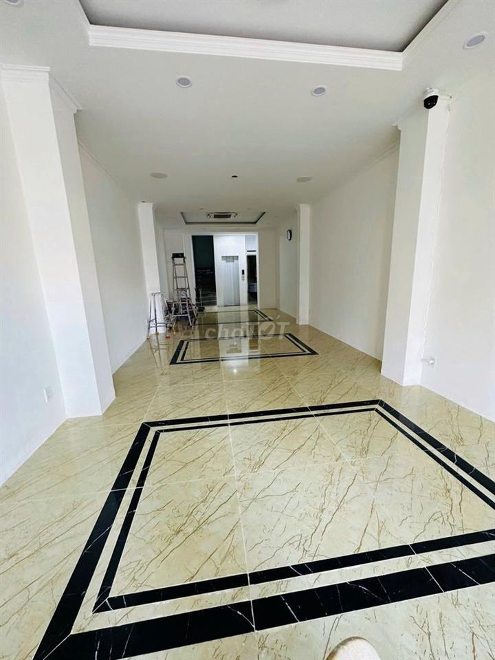 MẶT TIỀN THÀNH THÁI , QUẬN 10 - 5x16m - 6 TẦNG THANG MÁY - 52 TRIỆU/TH