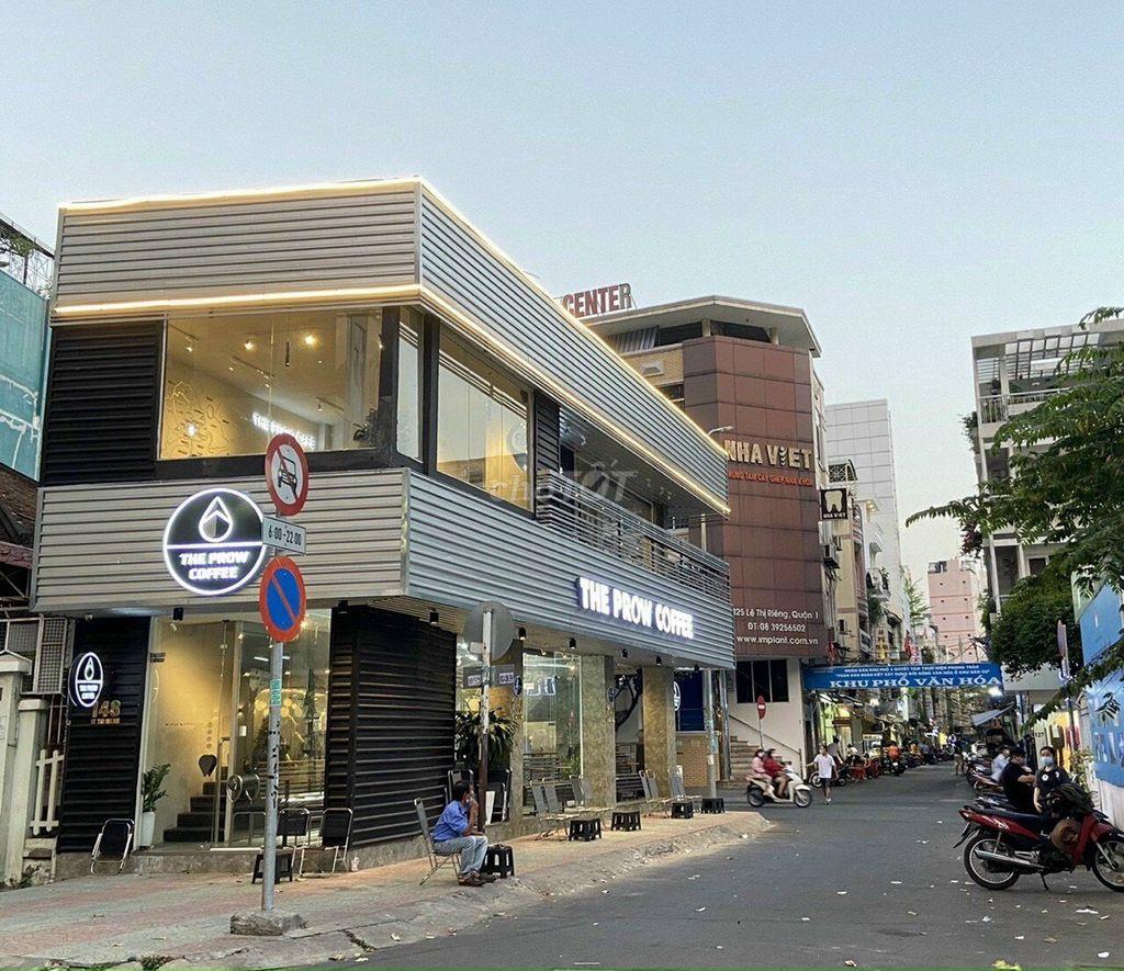 NGANG 20M - GÓC 3 MẶT TIỀN – LÊ THỊ RIÊNG , QUẬN 1 - 2 TẦNG SUỐT ĐẸP