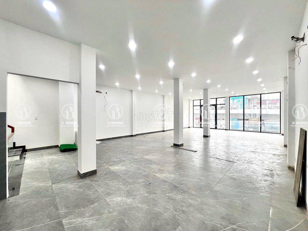 NGÃ 4 CỘNG HÒA – HOÀNG HOA THÁM, TÂN BÌNH - 8X20m - 4 TẦNG MỚI 100%