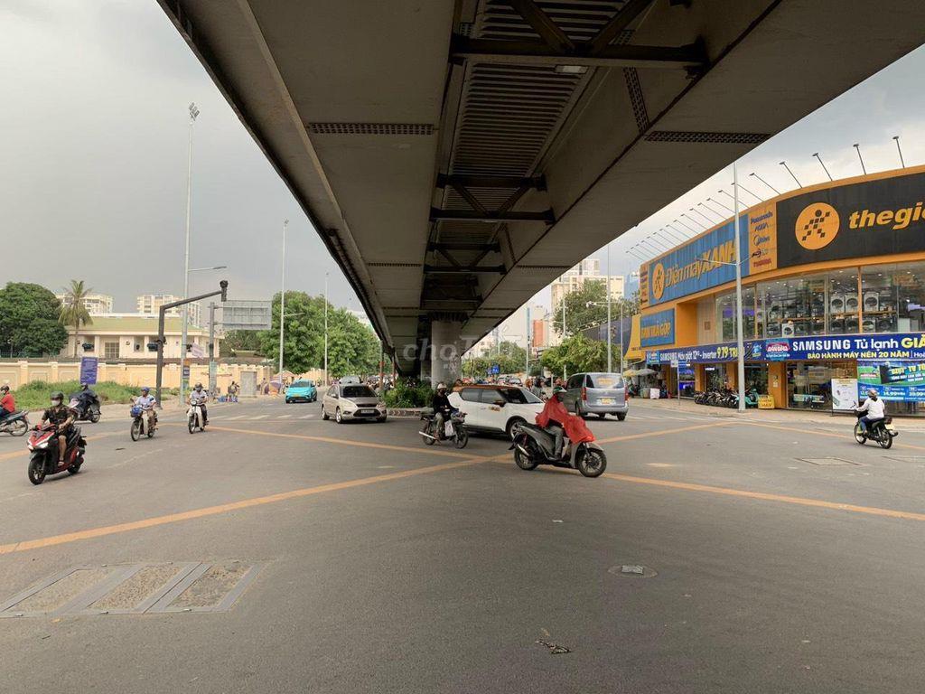 NGÃ 4 CỘNG HÒA – HOÀNG HOA THÁM, TÂN BÌNH - 8X20m - 4 TẦNG MỚI 100%