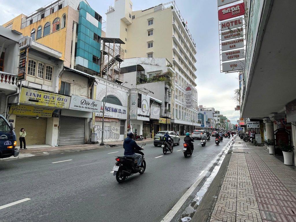 🔥 HOT NGANG 13M – MẶT TIỀN TRẦN HƯNG ĐẠO, Q.5 | DT 13x25M - 77TR/THÁNG