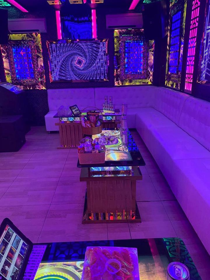 TÒA NHÀ KARAOKE FULL NỘI THẤT - QUANG TRUNG GÒ VẤP - 18 PHÒNG